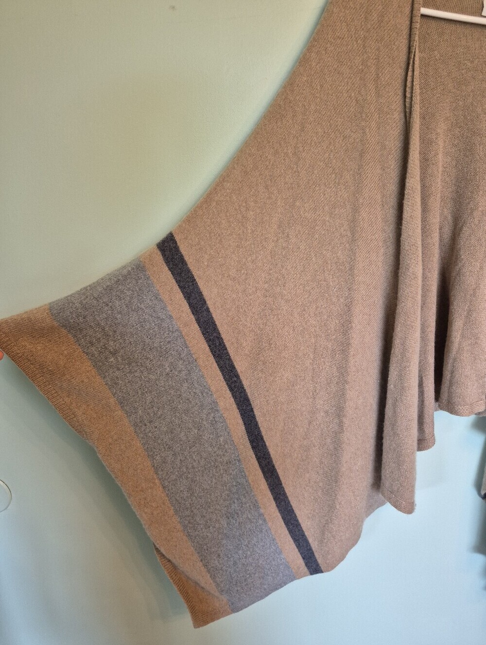 Velvet Graham & Spencer Anthropologie Taupe Open Front Poncho Cardigan Size M/L - Picture 3 of 7